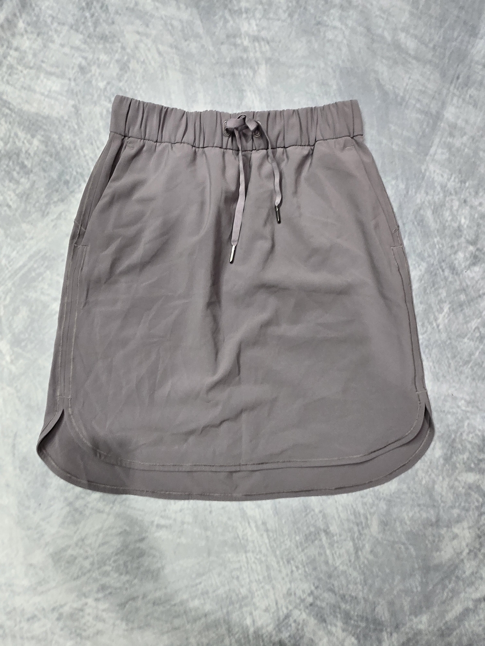 lululemon athletica Women's Gray Elastic Waist Skirt